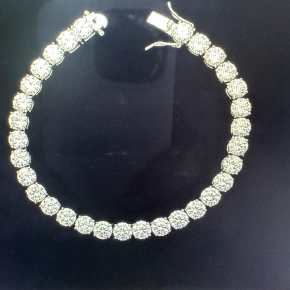 NWT NEIMAN MARCUS TENNIS BRACELET - Picture 6 of 9
